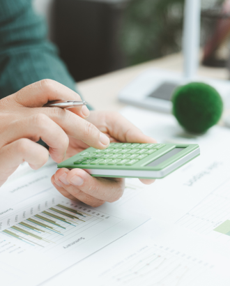 B2B Hardware-Ankauf Full-Service bei IT-RESELL: Professionelles Remarketing mit Wertermittlung, bundesweiter Logistik und strukturiertem Reporting