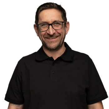 Steffen Huntscha, su experto en hardware informático y atención al cliente en IT-RESELL